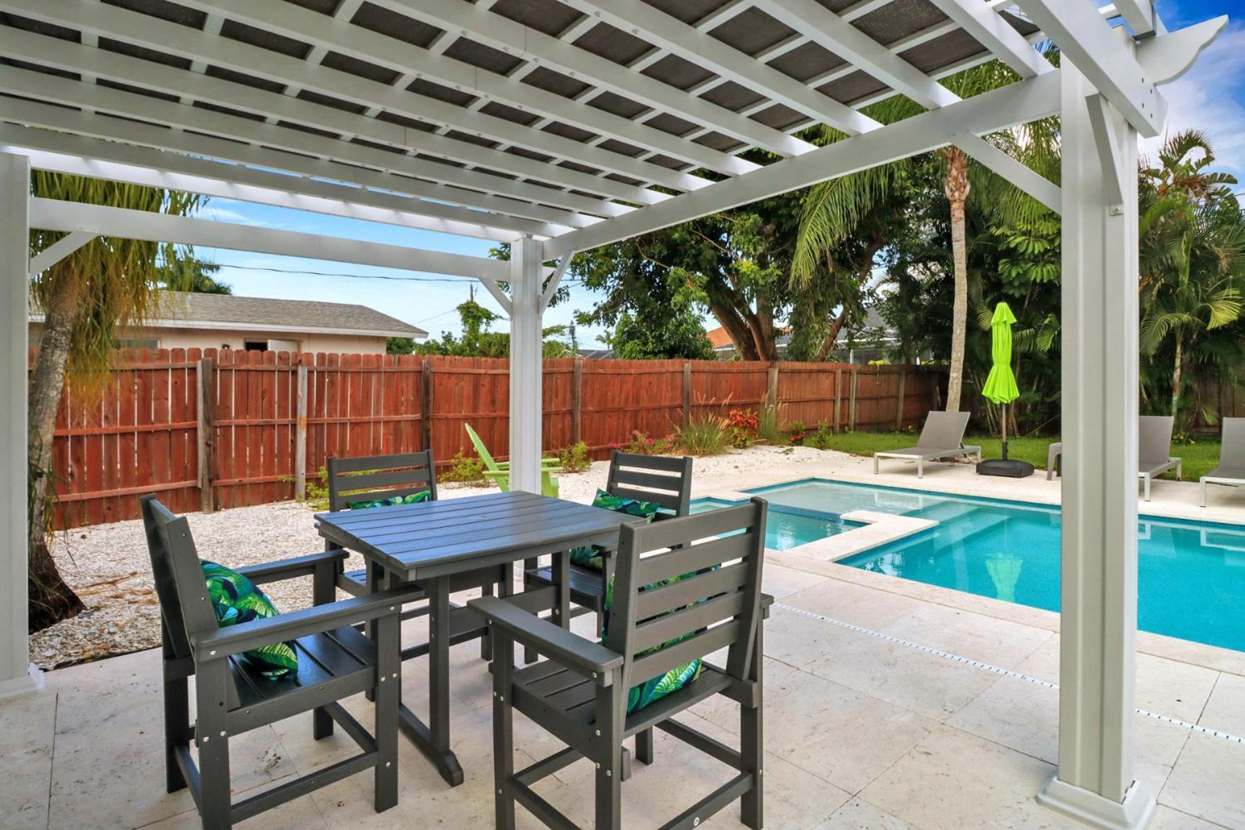 Little Beach House W/ Pool&Spa - 5 Minutes To Vanderbilt Beach Naples Exterior foto