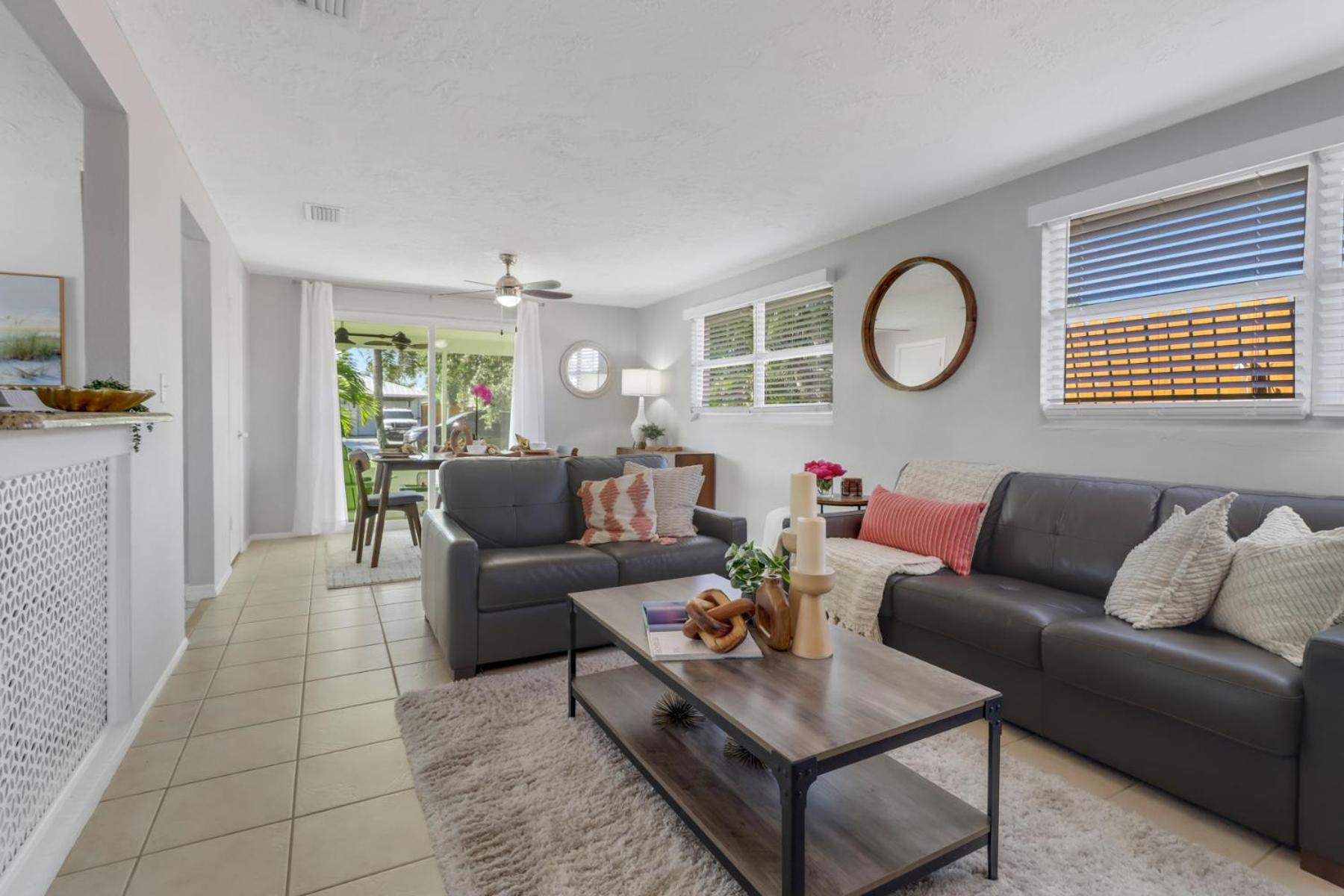 Little Beach House W/ Pool&Spa - 5 Minutes To Vanderbilt Beach Naples Exterior foto