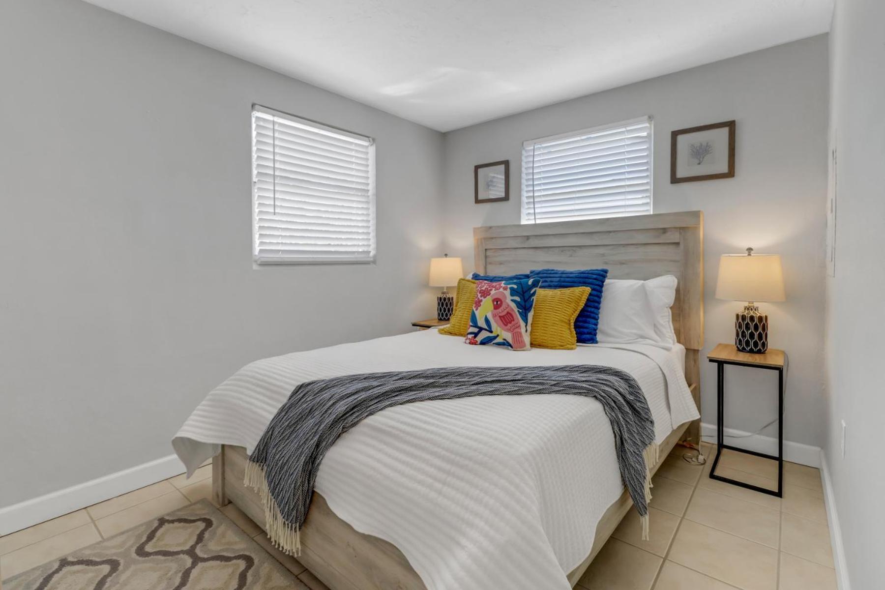 Little Beach House W/ Pool&Spa - 5 Minutes To Vanderbilt Beach Naples Exterior foto