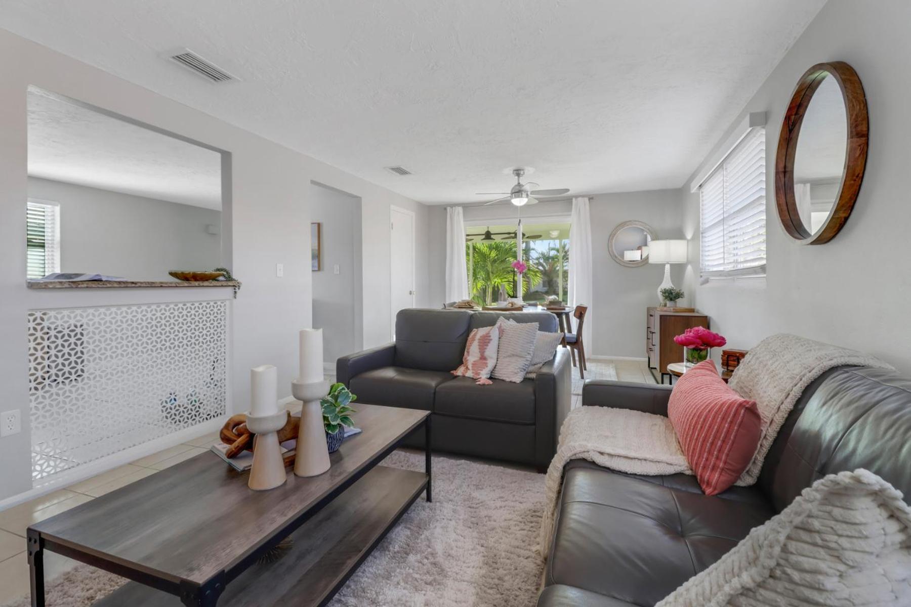 Little Beach House W/ Pool&Spa - 5 Minutes To Vanderbilt Beach Naples Exterior foto